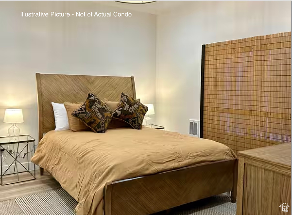 Photo 2 for MLS #2099174 at 118 E Skyline Terrace Way #1