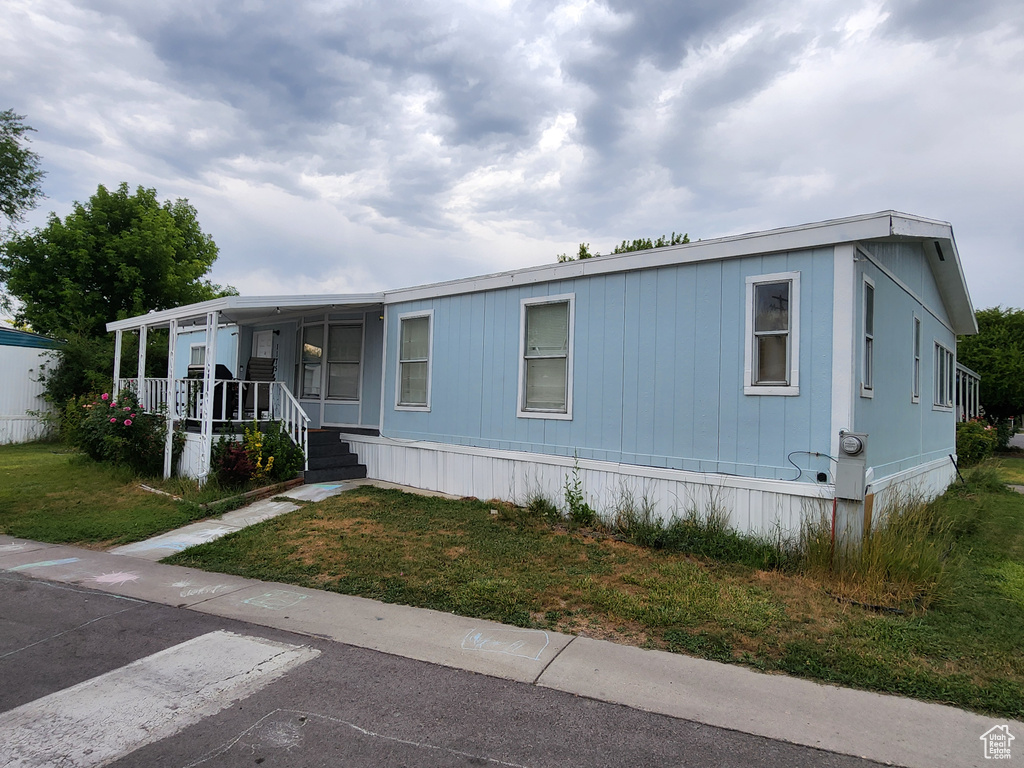 Photo 13 for MLS #2099176 at 1175 E Del Rio St
