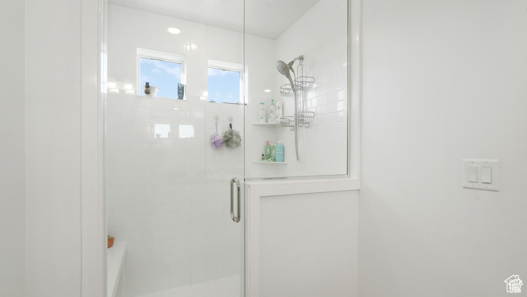 42 E MEANDERING WAY Saratoga Springs, UT 84045