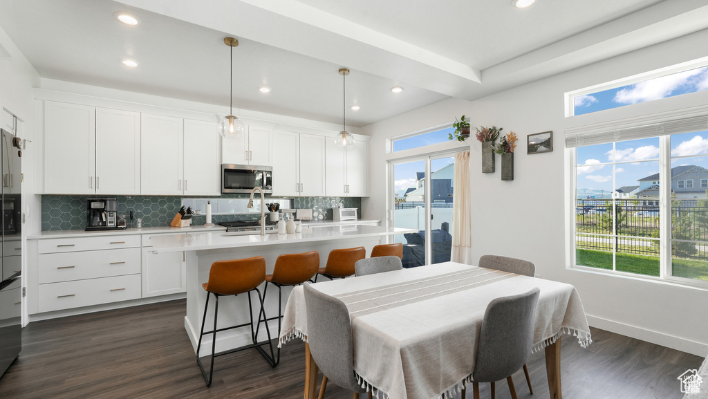 42 E MEANDERING WAY Saratoga Springs, UT 84045