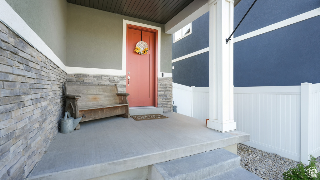 42 E MEANDERING WAY Saratoga Springs, UT 84045