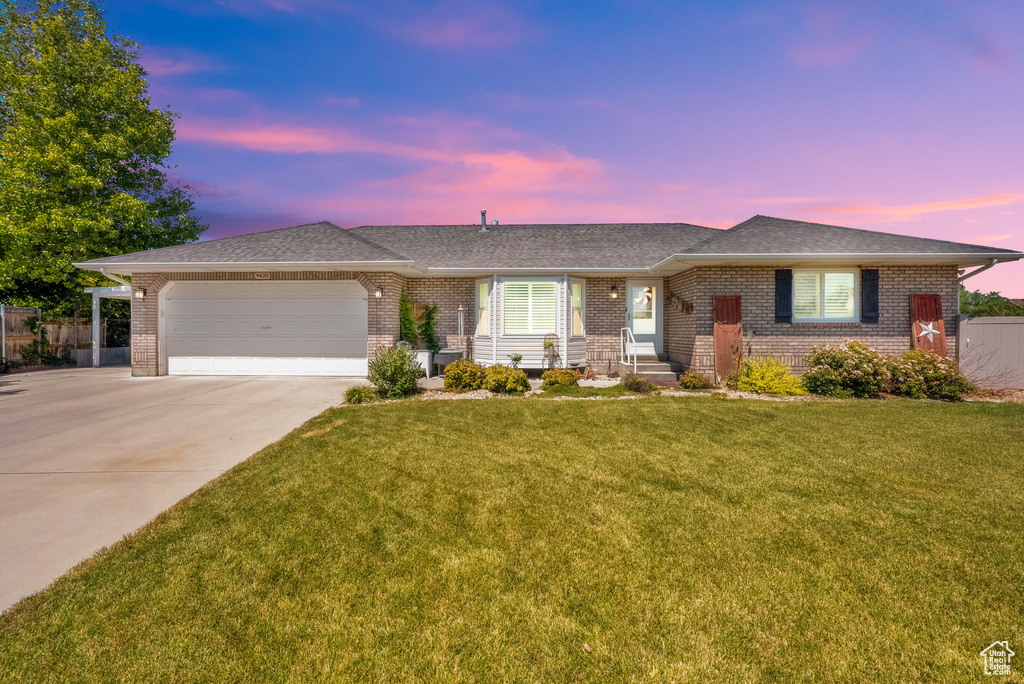 9428 S LIBERTY CREEK DR South Jordan, UT 84009