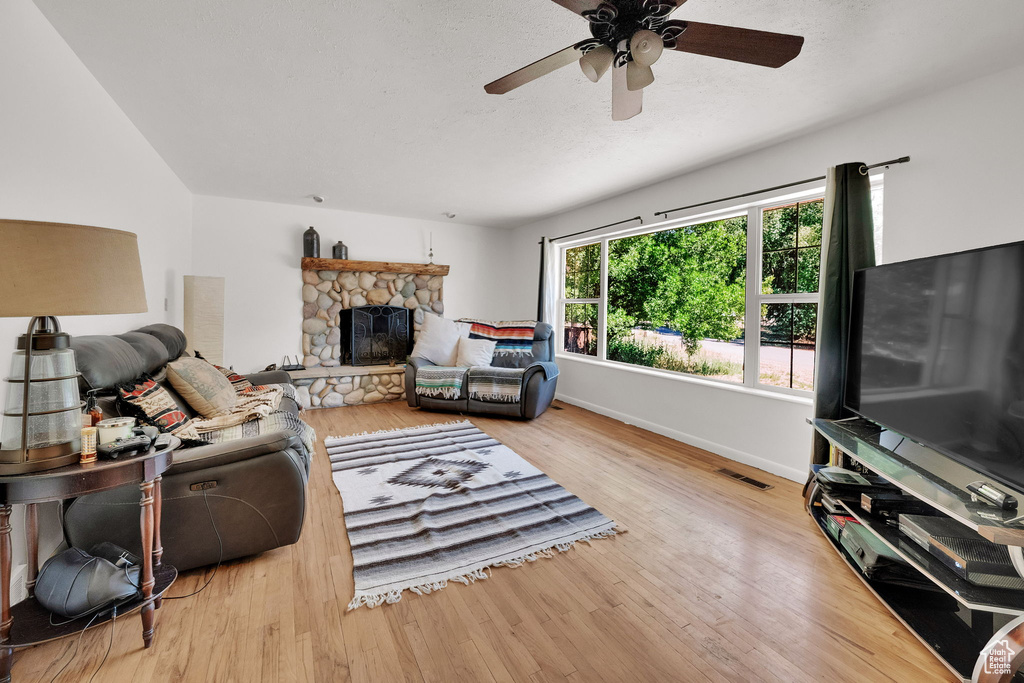 16 W 200 N Coalville, UT 84017
