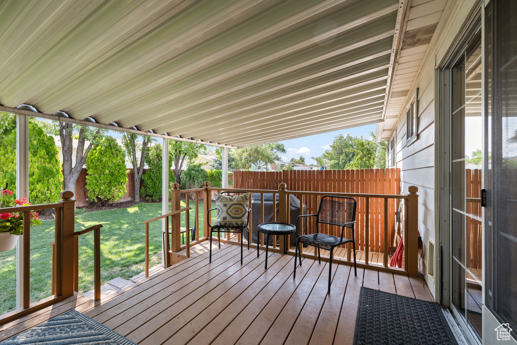 5260 KINGSWOODS DR Taylorsville, UT 84129
