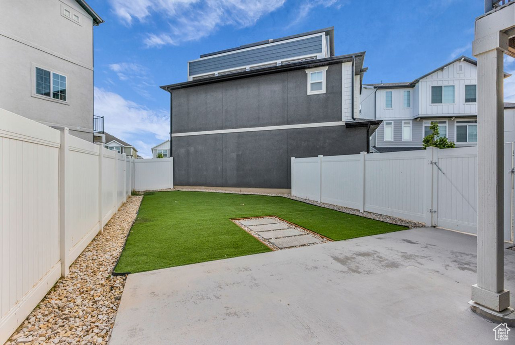 174 E POLARIS DR Saratoga Springs, UT 84045