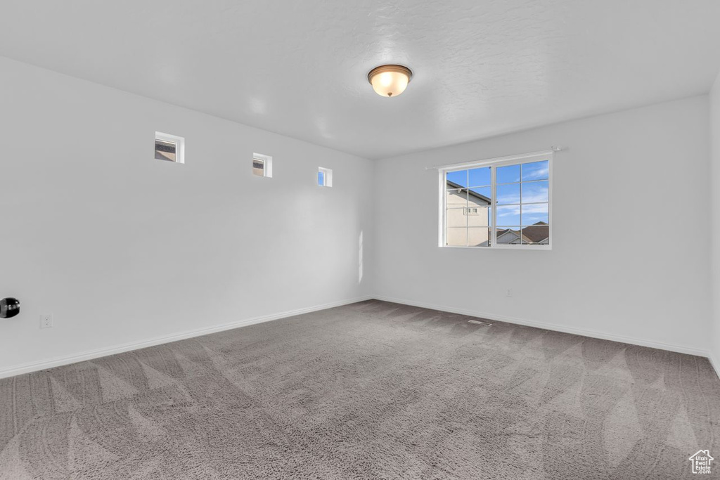 174 E POLARIS DR Saratoga Springs, UT 84045