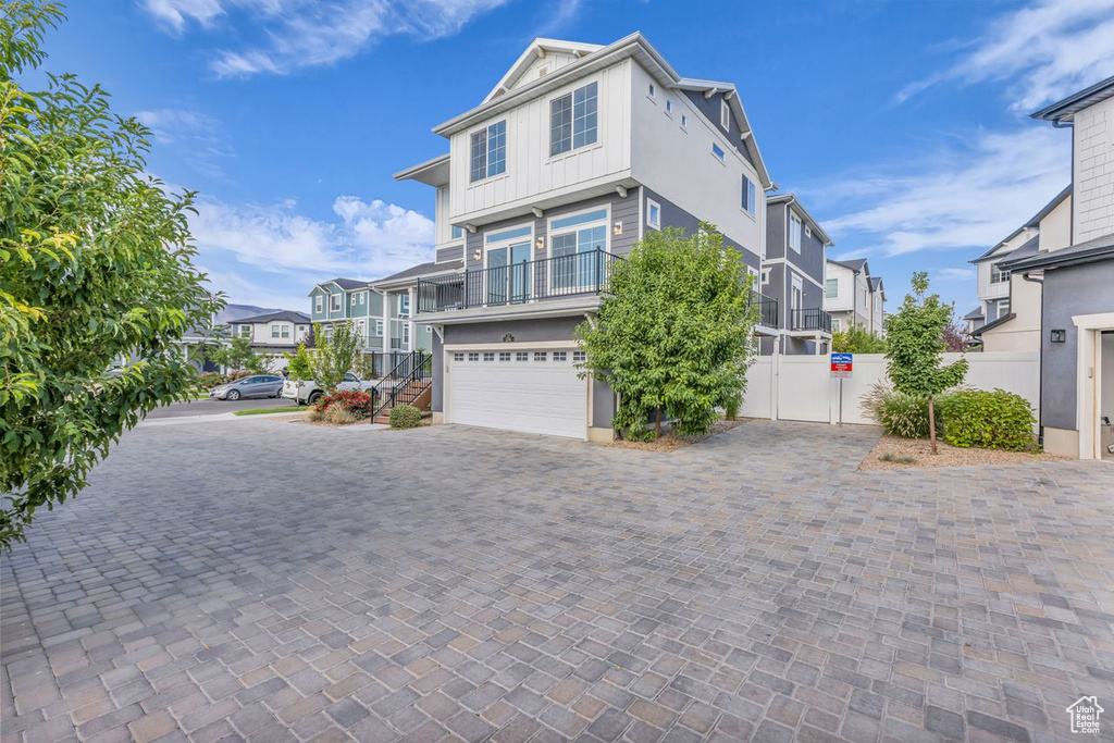 174 E POLARIS DR Saratoga Springs, UT 84045