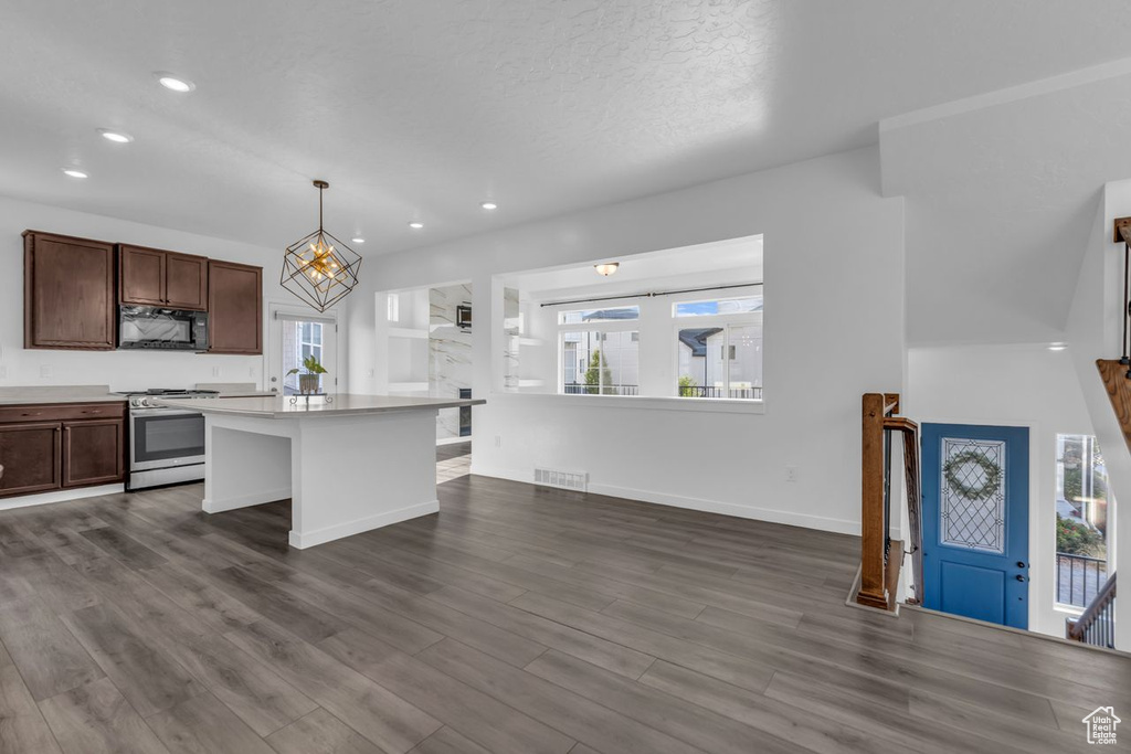 174 E POLARIS DR Saratoga Springs, UT 84045