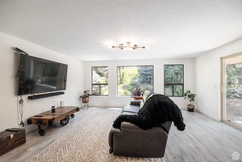 877 S 200 E Farmington, UT 84025
