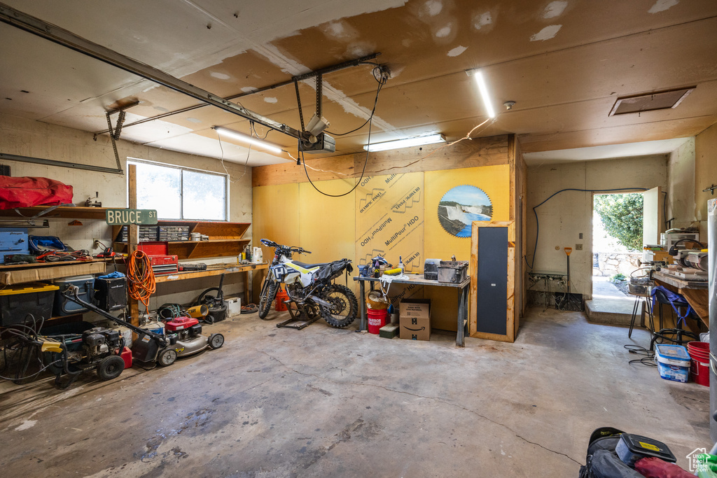 877 S 200 E Farmington, UT 84025