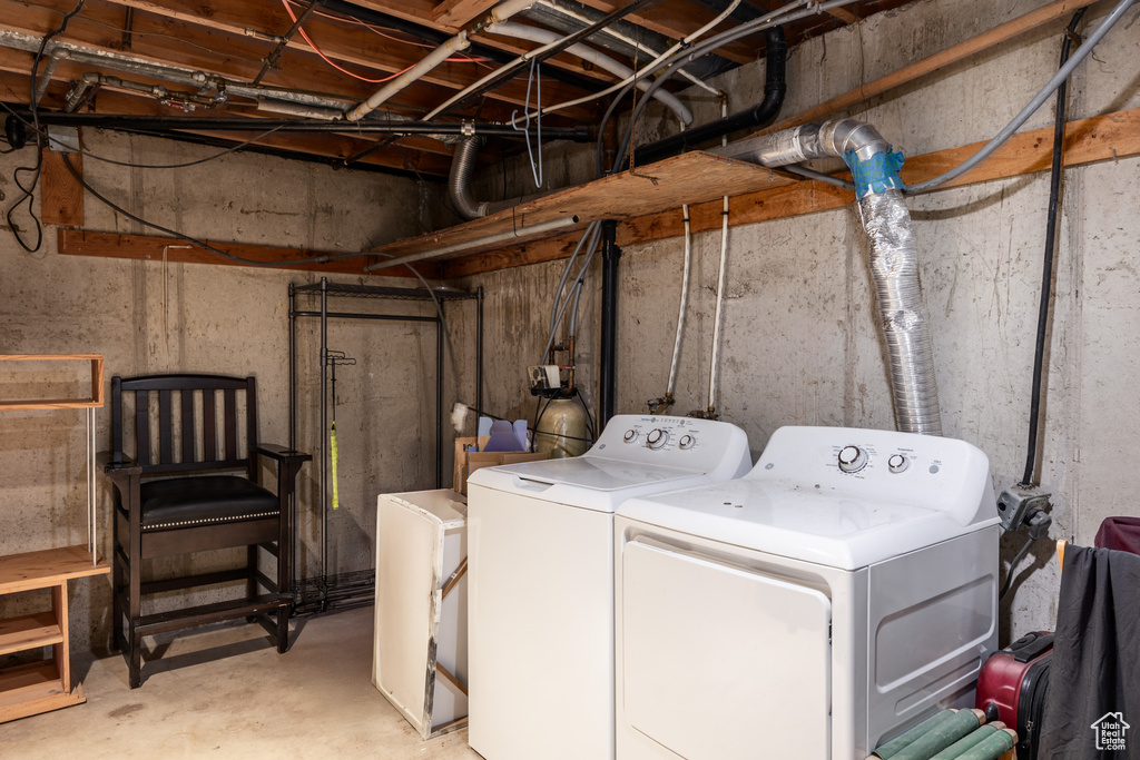 877 S 200 E Farmington, UT 84025