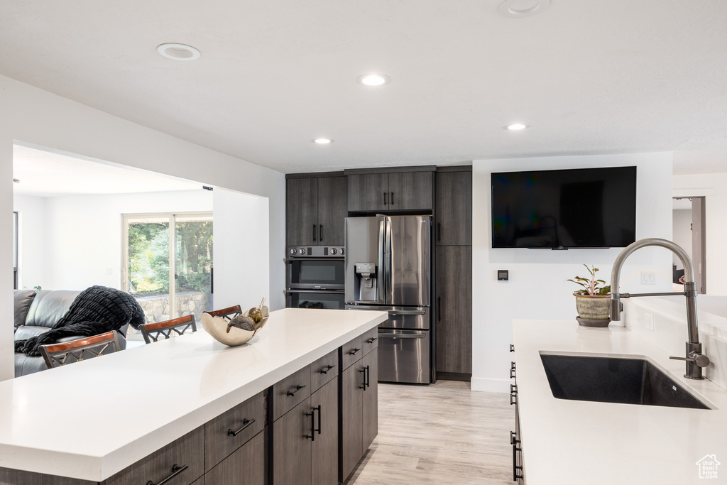 877 S 200 E Farmington, UT 84025