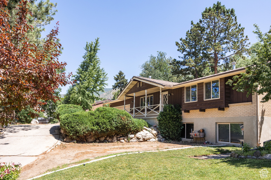 877 S 200 E Farmington, UT 84025