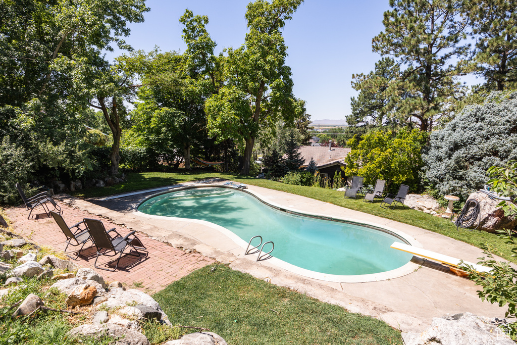 877 S 200 E Farmington, UT 84025