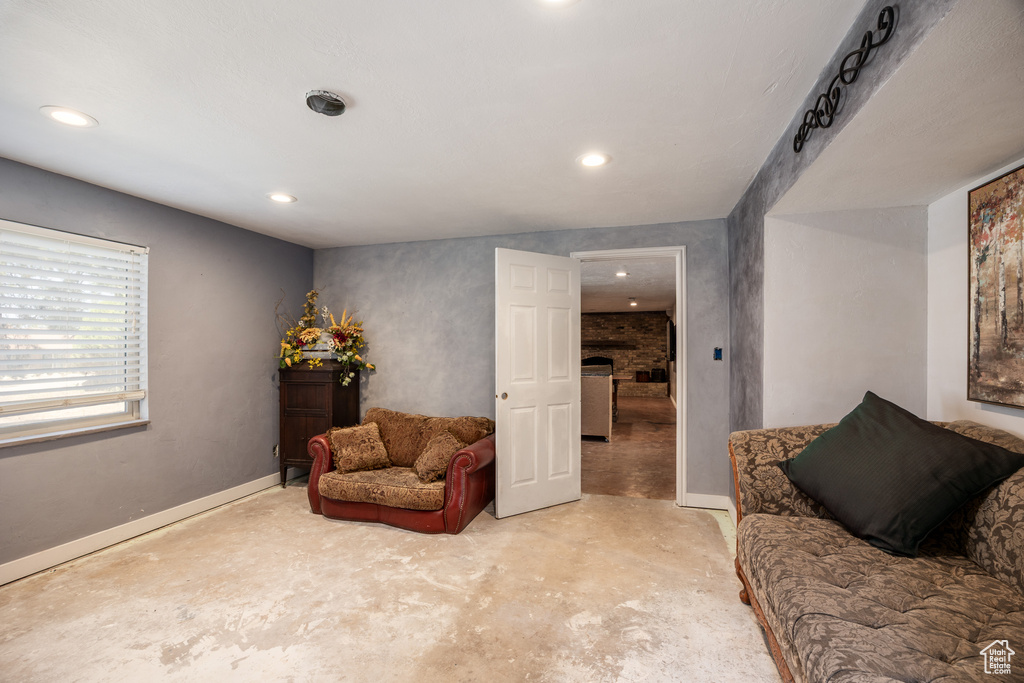 877 S 200 E Farmington, UT 84025