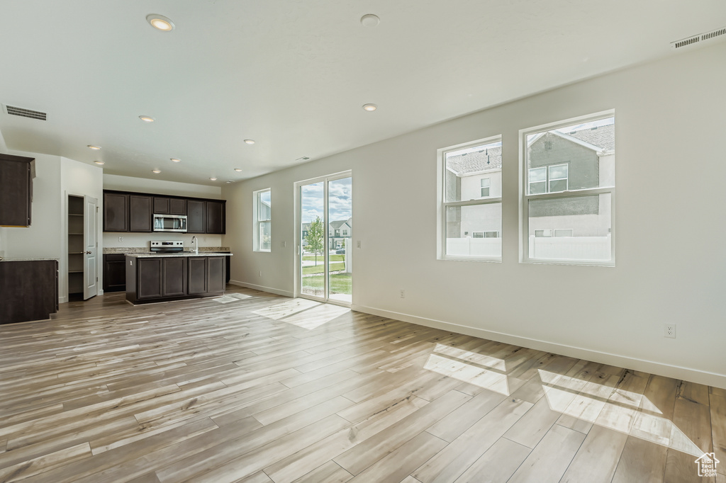 Photo 4 for MLS #2099214 at 1671 N 800 West