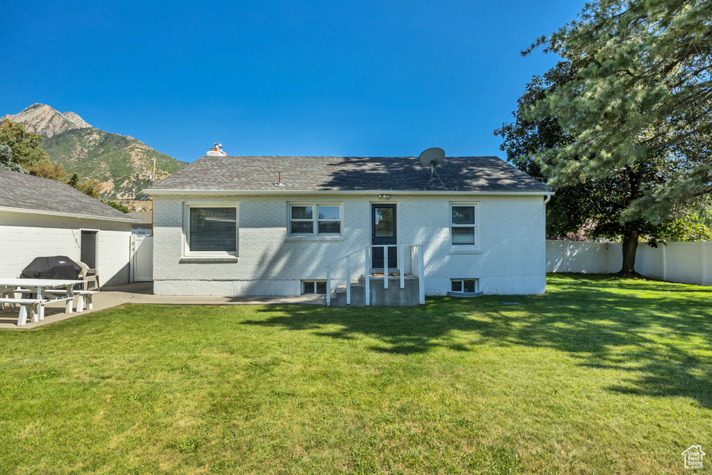 2281 E ARBOR LN Holladay, UT 84117