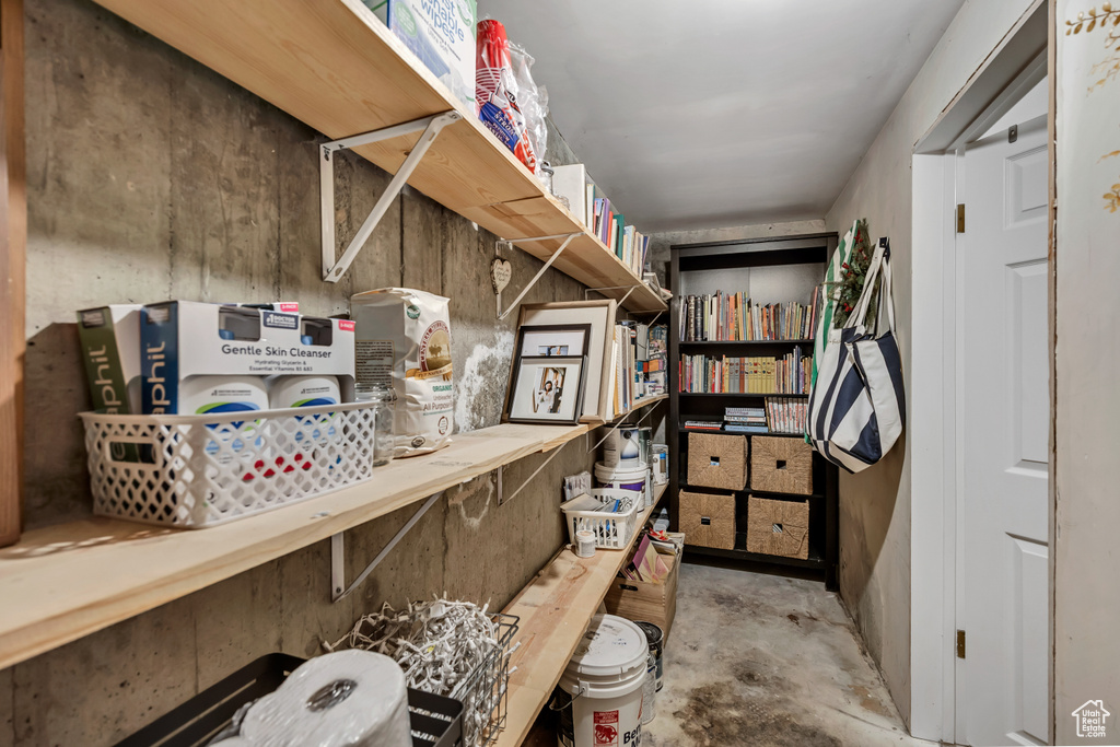 2281 E ARBOR LN Holladay, UT 84117