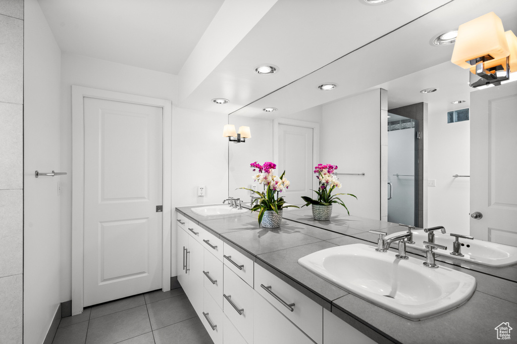 3280 E BERNADA DR Salt Lake City, UT 84124