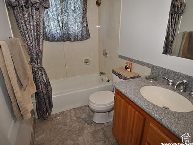 7336 W 3960 S Magna, UT 84044