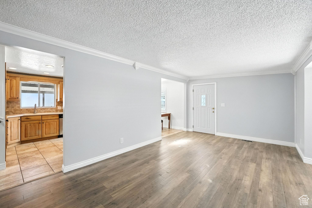 743 S SIMORON DR Ogden, UT 84404