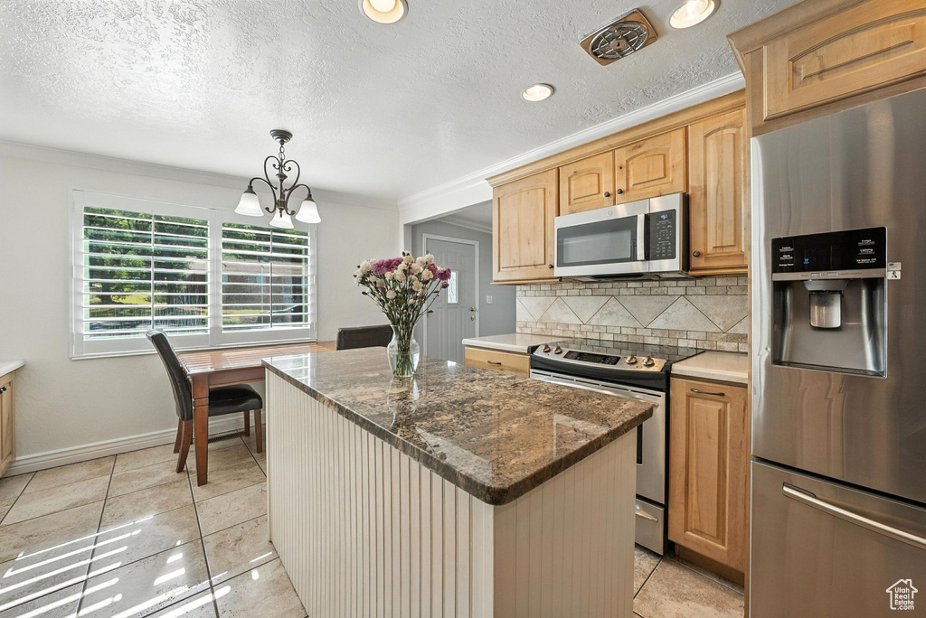 743 S SIMORON DR Ogden, UT 84404