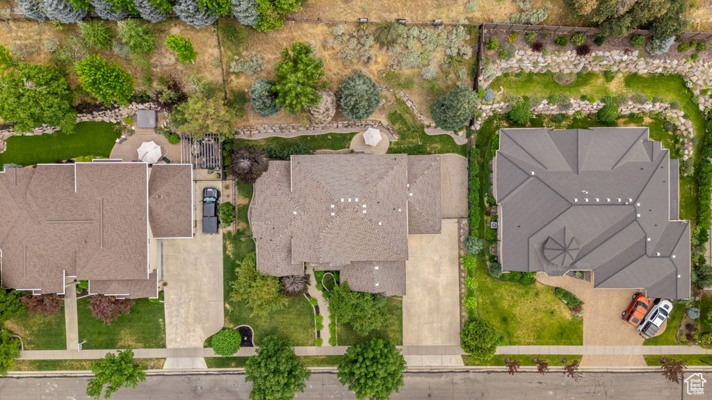 Aerial view of property and surrounding area