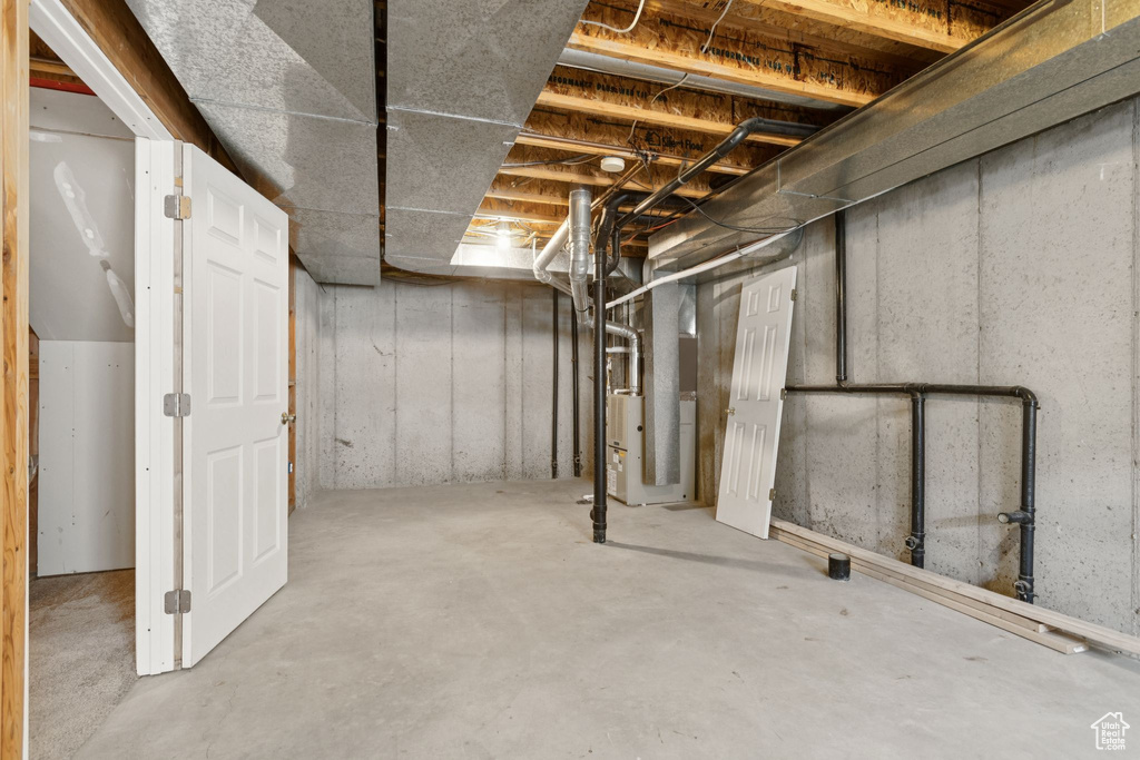 748 E 8620 S Sandy, UT 84094