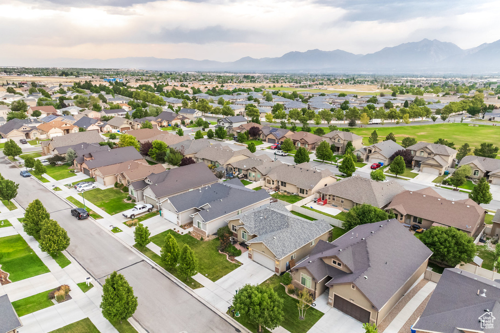 12851 S WILD MARE WAY Riverton, UT 84096