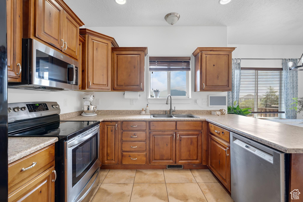 4699 E FOXWOOD DR Eagle Mountain, UT 84005