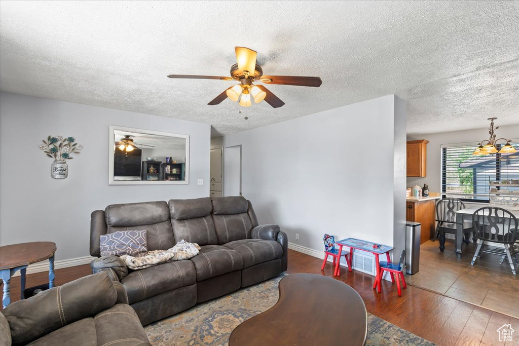 142 GREEN DR Layton, UT 84041