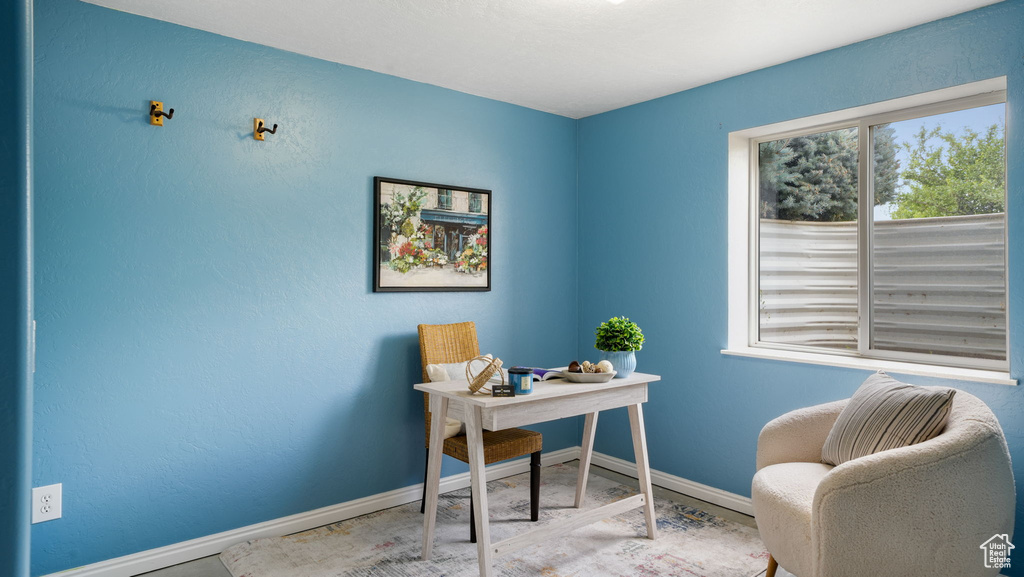 Office with baseboards