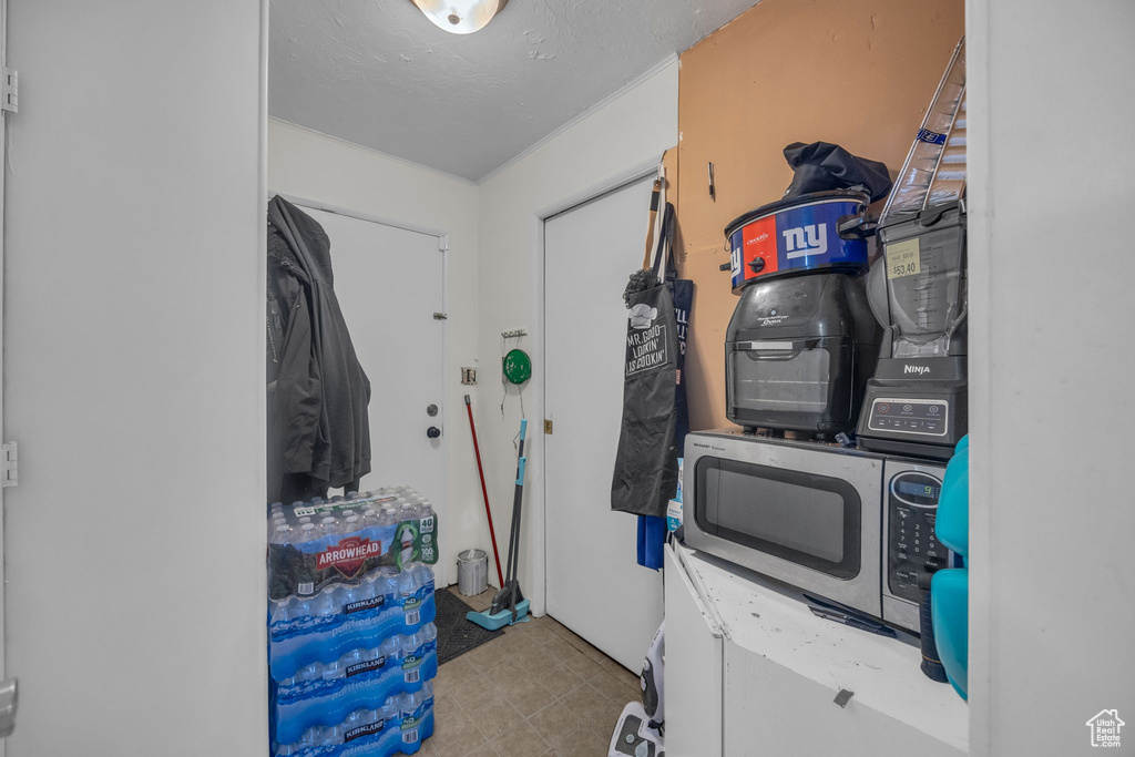 1721 N 400 W Sunset, UT 84015