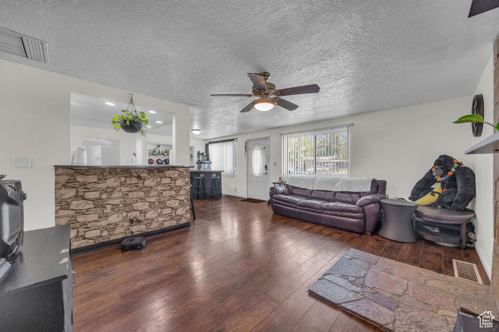 1721 N 400 W Sunset, UT 84015