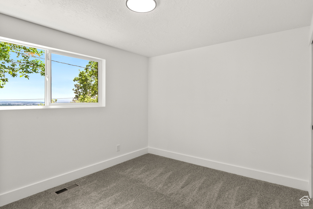 219 E 3050 N North Ogden, UT 84414