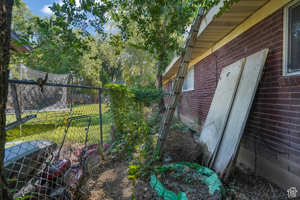 296 W 5200 S Washington Terrace, UT 84405