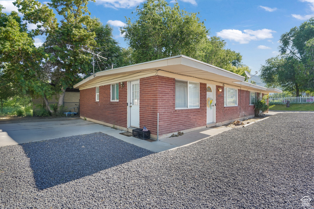 296 W 5200 S Washington Terrace, UT 84405