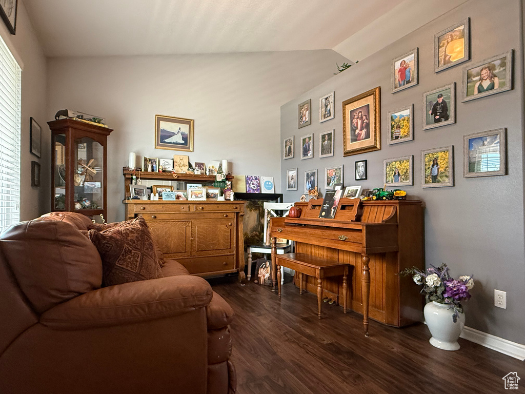888 W RED HEN RD #201 Saratoga Springs, UT 84045