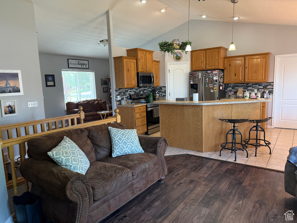 888 W RED HEN RD #201 Saratoga Springs, UT 84045