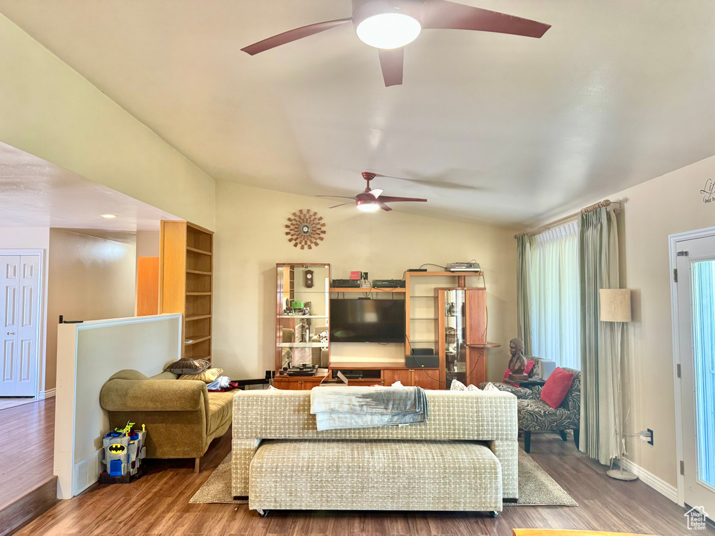 279 W 600 N Hinckley, UT 84635
