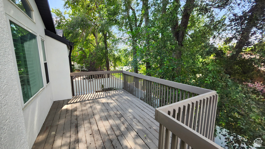 697 W KRISTA CT Salt Lake City, UT 84123