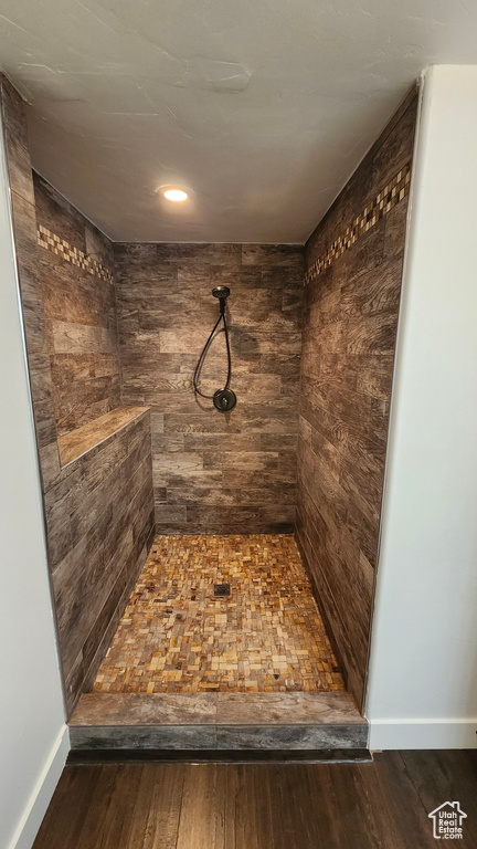 697 W KRISTA CT Salt Lake City, UT 84123