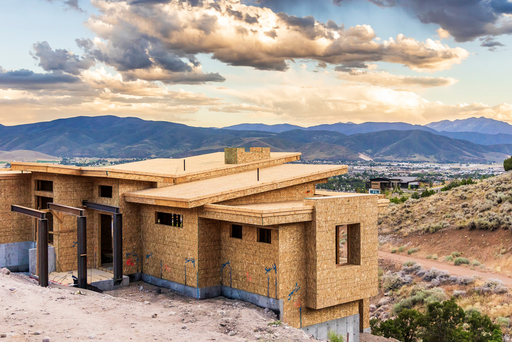 1855 N CHIMNEY ROCK RD Heber City, UT 84032