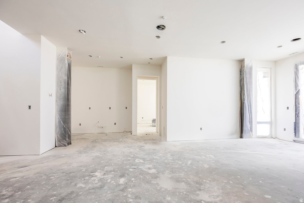 1855 N CHIMNEY ROCK RD Heber City, UT 84032