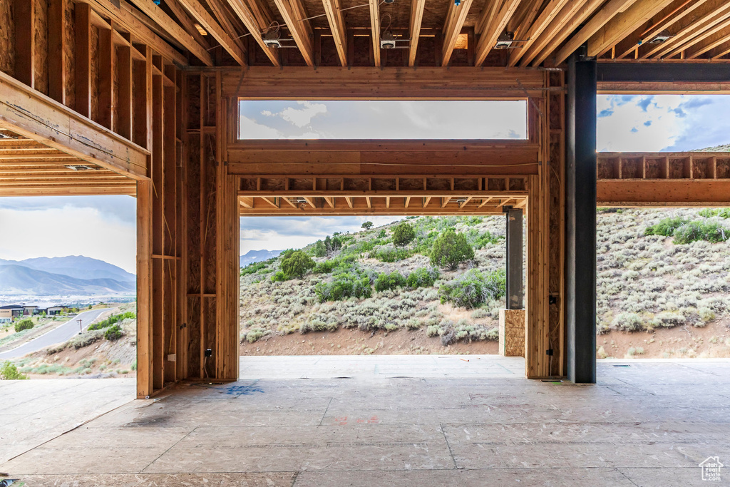 Miscellaneous room with a mountain view