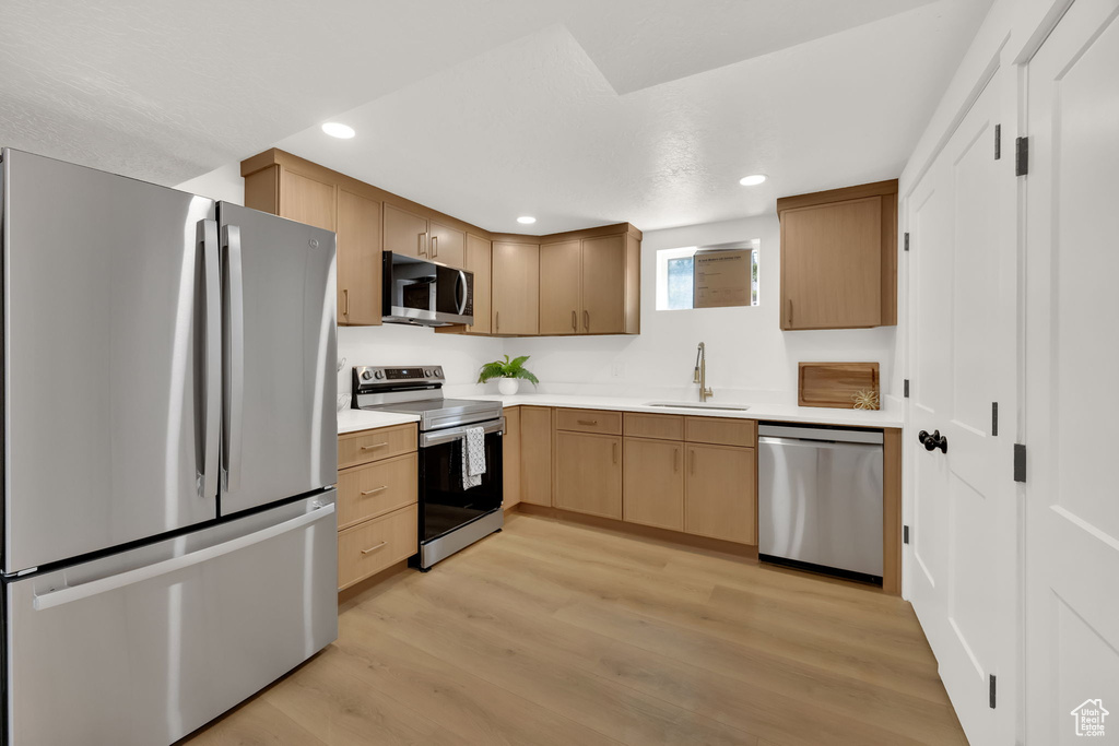 10448 S STATICE CIR Sandy, UT 84094