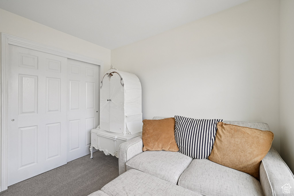 858 W HALSTEAD DR North Salt Lake, UT 84054