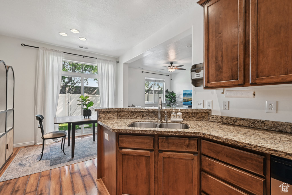 858 W HALSTEAD DR North Salt Lake, UT 84054