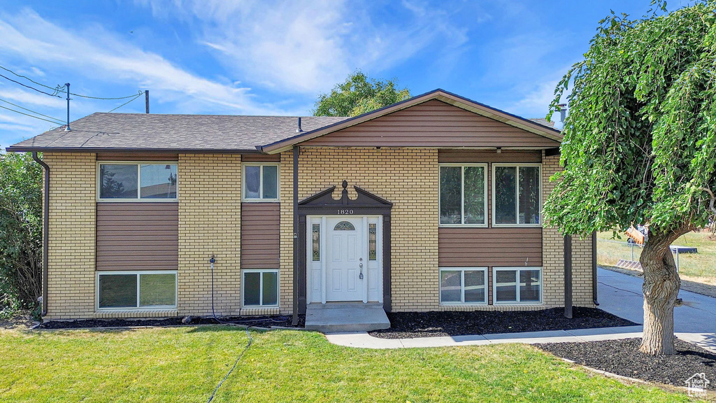 1820 E MAIN ST Tremonton, UT 84337