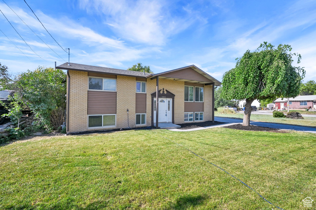 1820 E MAIN ST Tremonton, UT 84337